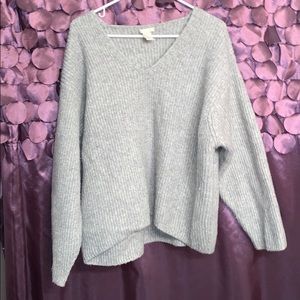 H&M gray sweater